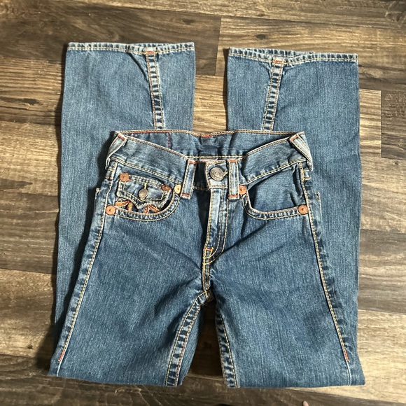 True Religion Joey Flap Rainbow Pocket
Big T Flare Jean size 12 - Picture 6 of 11